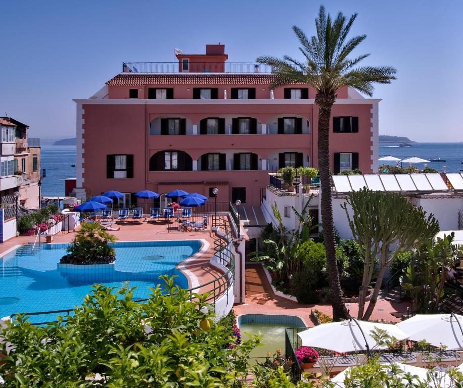 Hotel Mare Blu Terme Ischia - Ischia Porto - IschiaLike